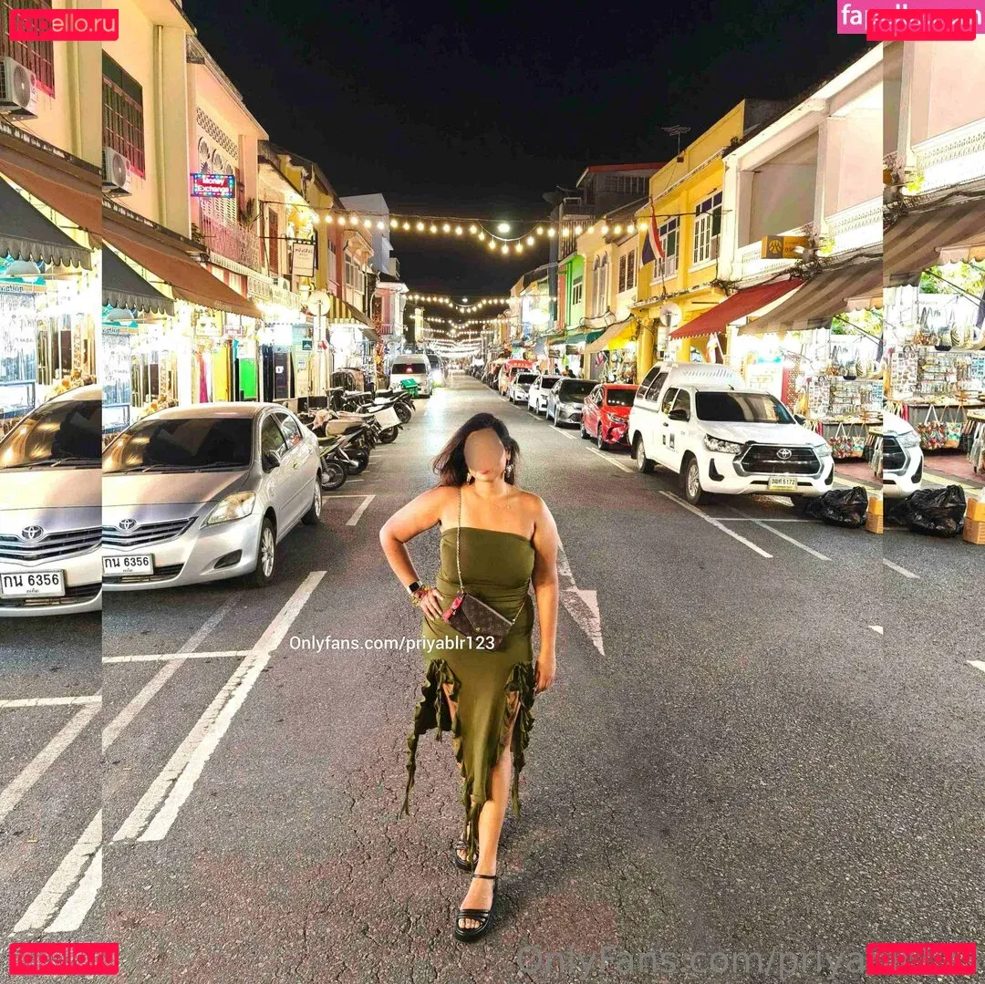 priyablr123 Onlyfans Photo Gallery 