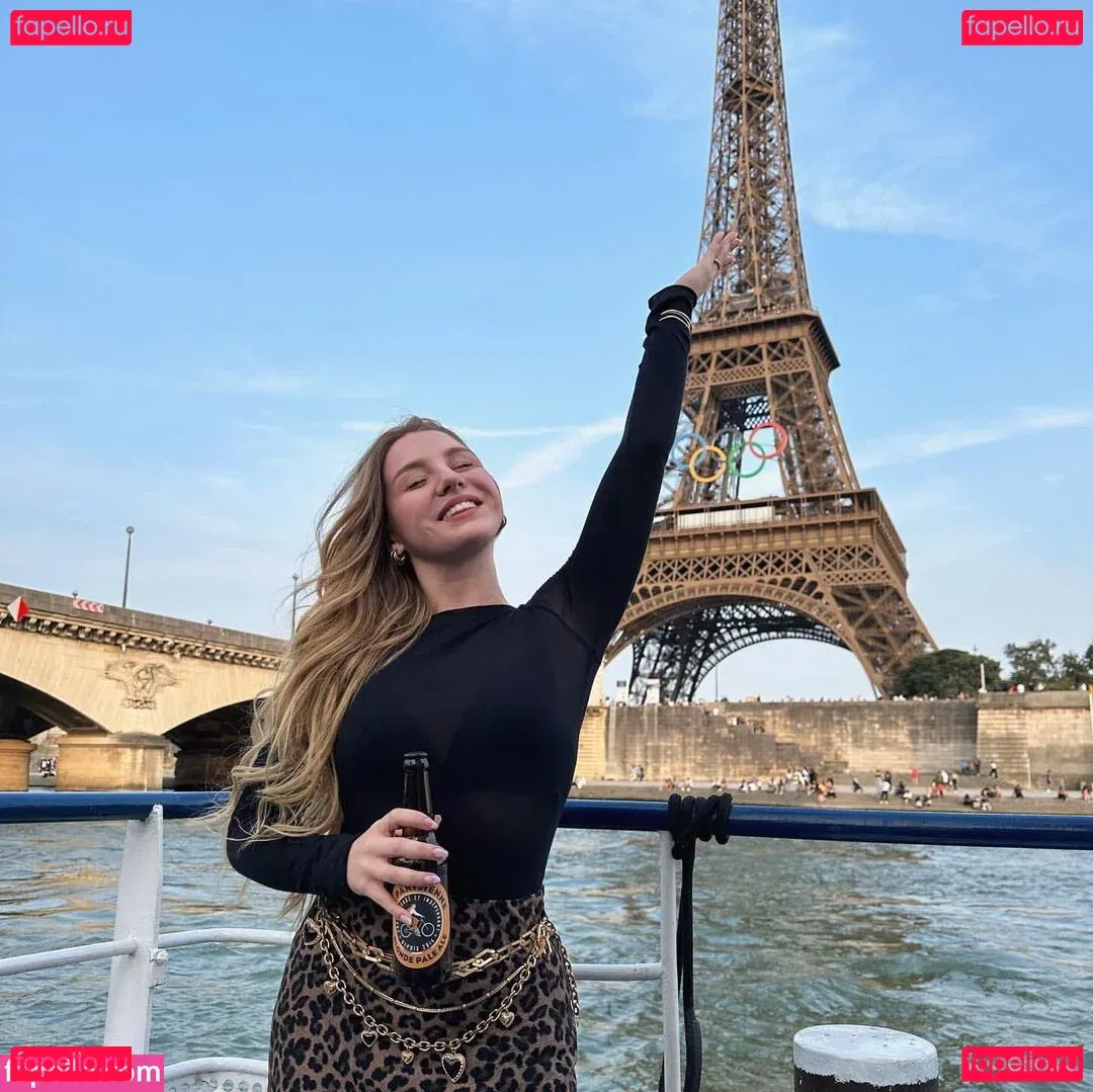 Miss Cherry Onlyfans Photo Gallery 