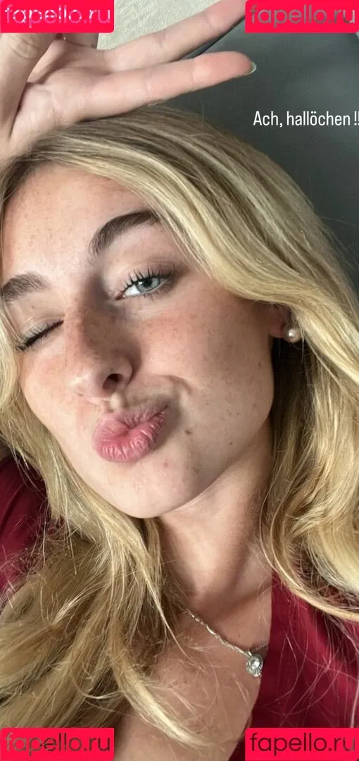 Sina-Marie Reen Onlyfans Photo Gallery 