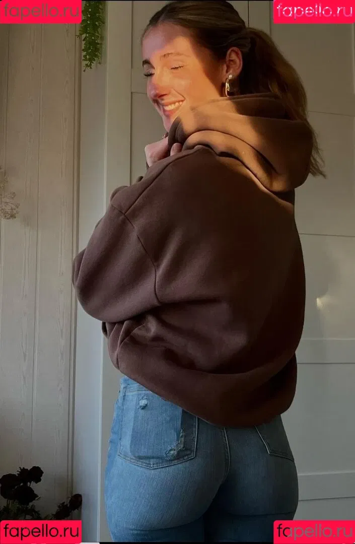 Sina-Marie Reen Onlyfans Photo Gallery 