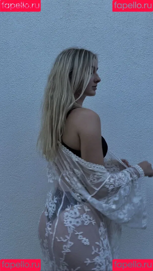 Sina-Marie Reen Onlyfans Photo Gallery 