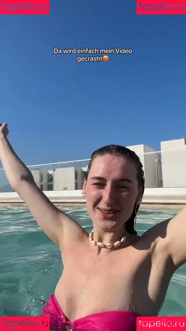 Sina-Marie Reen Onlyfans Photo Gallery 