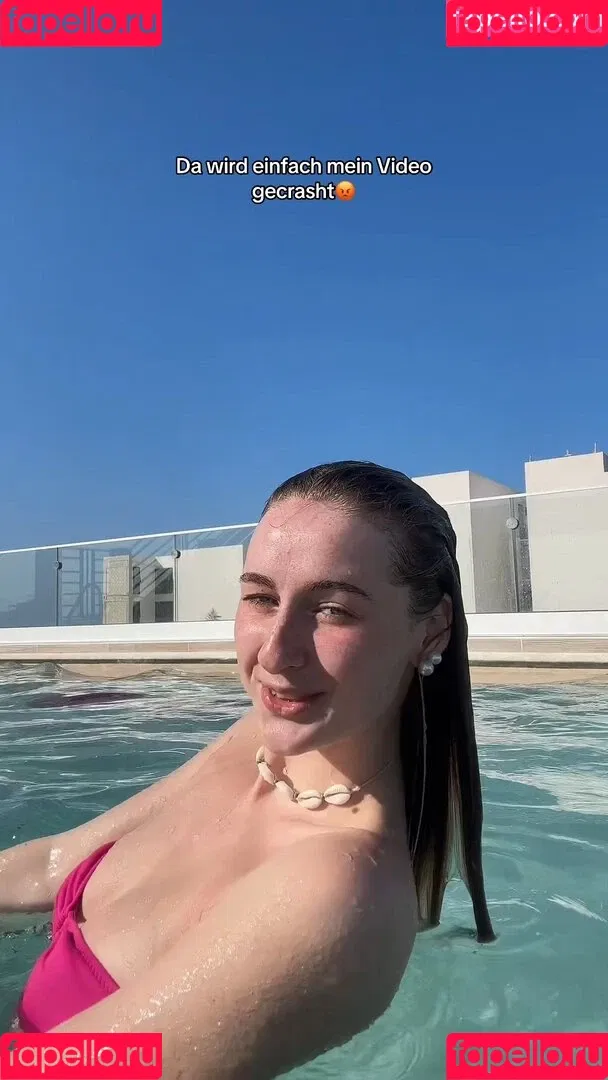 Sina-Marie Reen Onlyfans Photo Gallery 