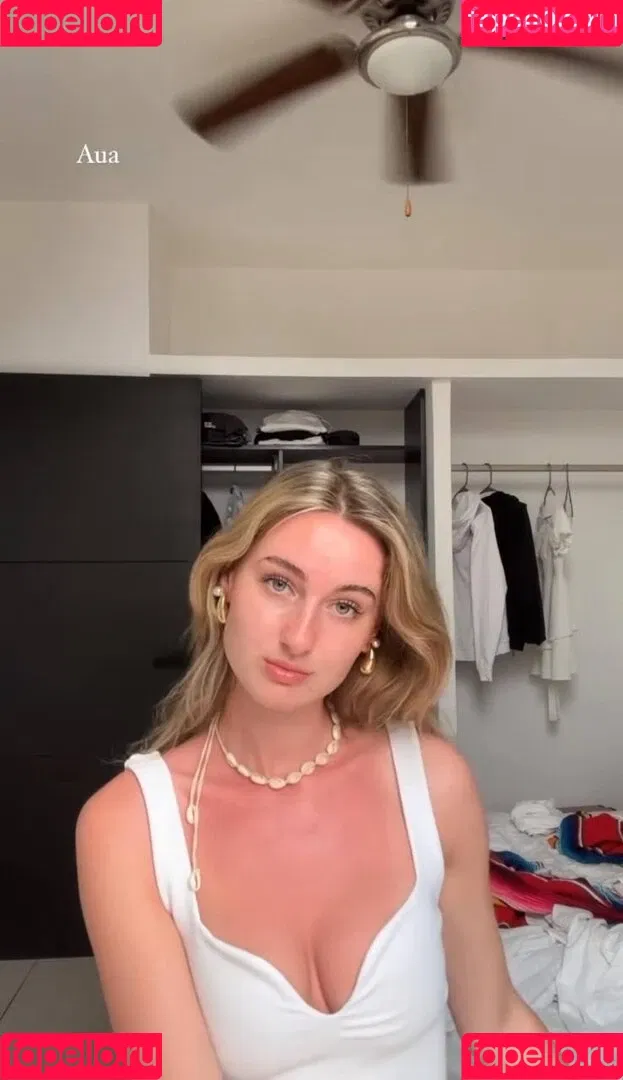 Sina-Marie Reen Onlyfans Photo Gallery 