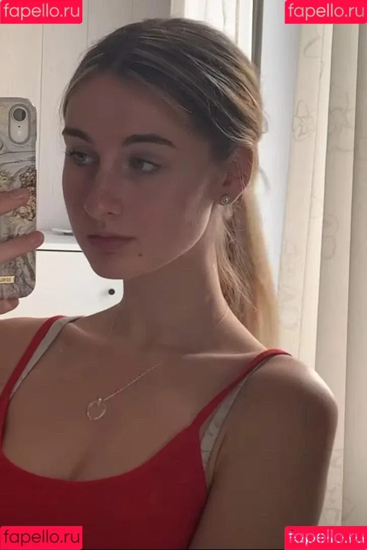 Sina-Marie Reen Onlyfans Photo Gallery 