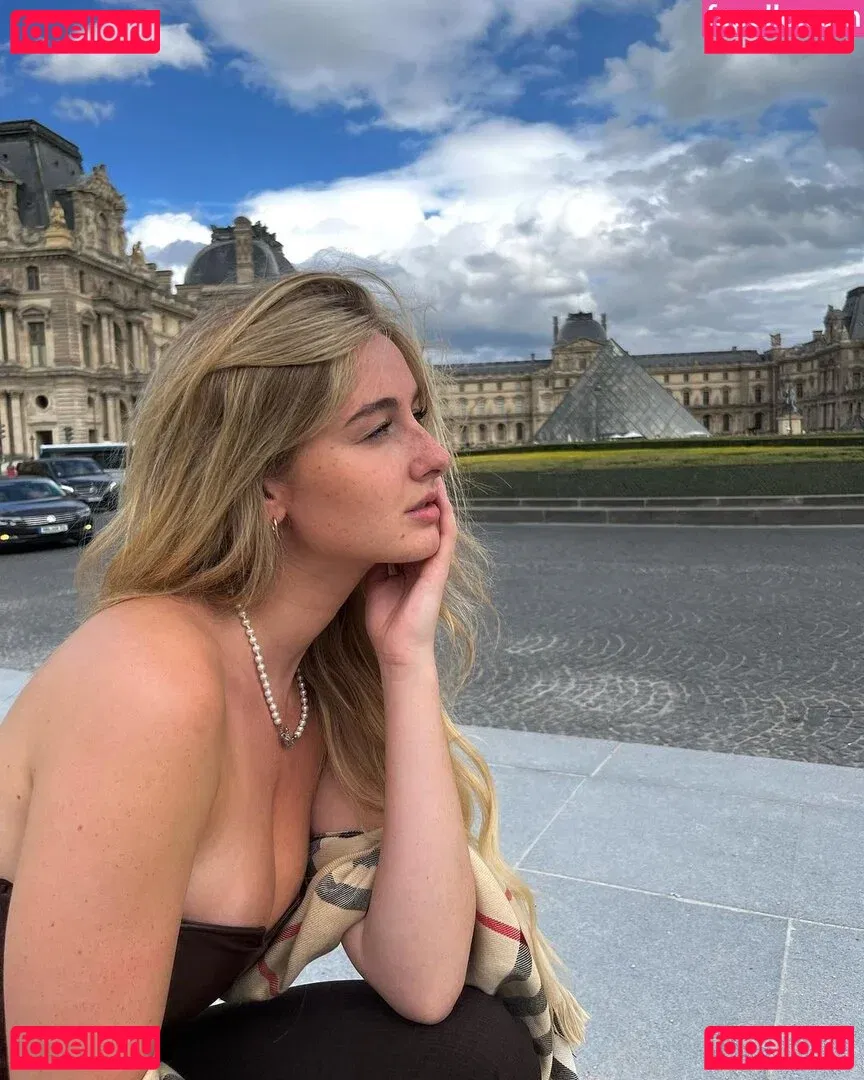 Sina-Marie Reen Onlyfans Photo Gallery 