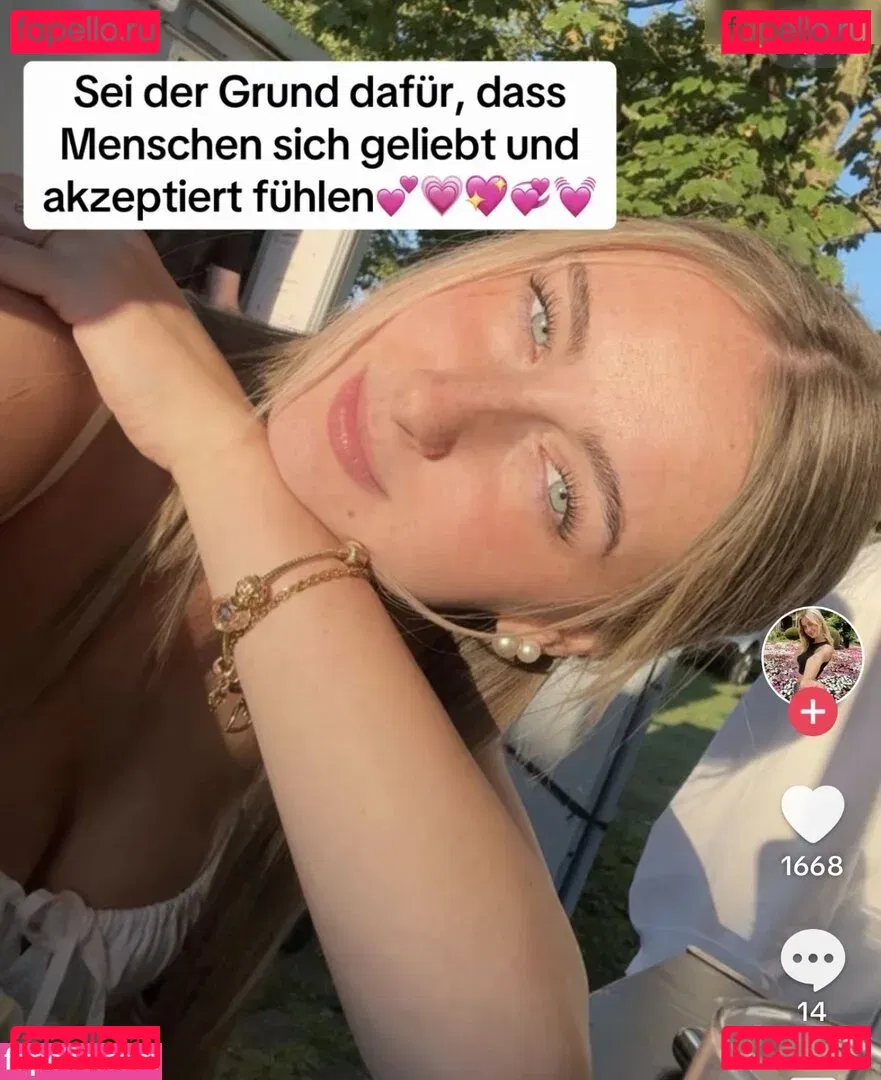 Sina-Marie Reen Onlyfans Photo Gallery 