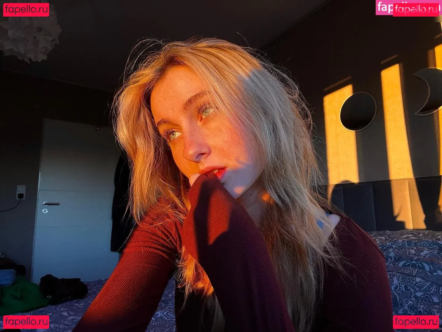 Sina-Marie Reen Onlyfans Photo Gallery 