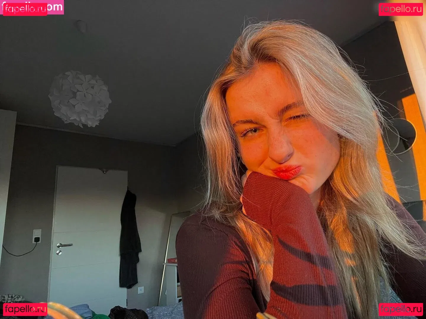 Sina-Marie Reen Onlyfans Photo Gallery 