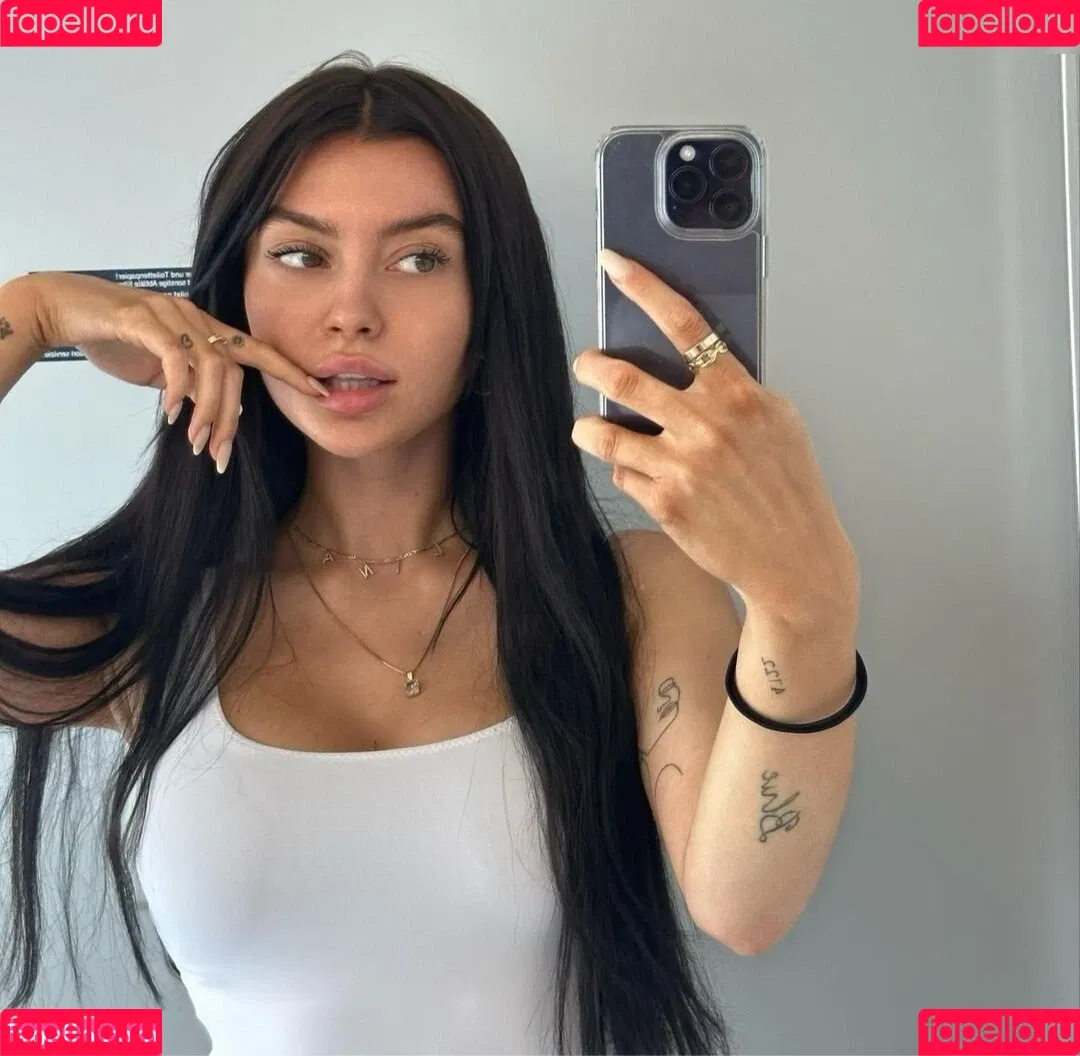 linuschka Onlyfans Photo Gallery 