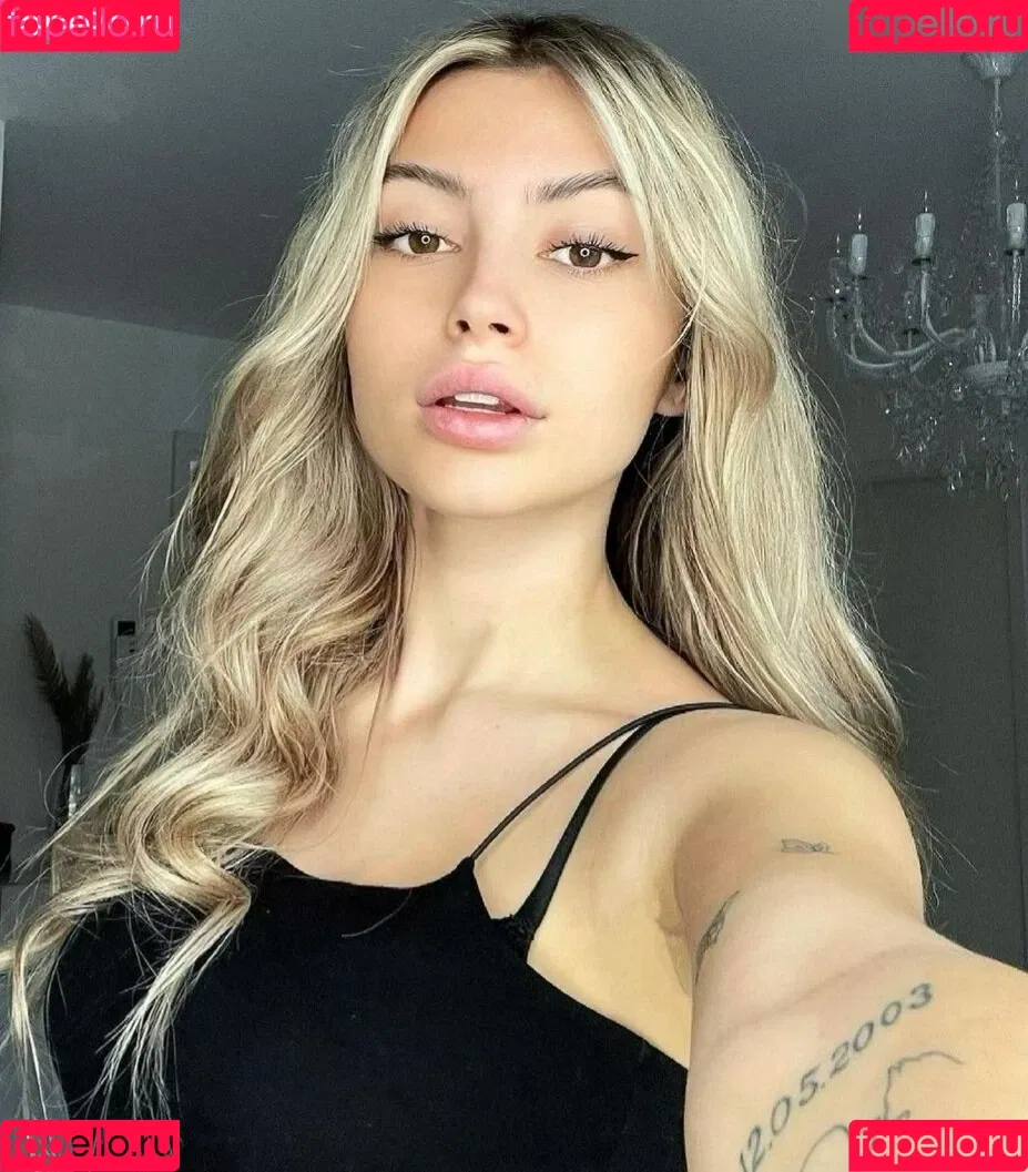 linuschka Onlyfans Photo Gallery 