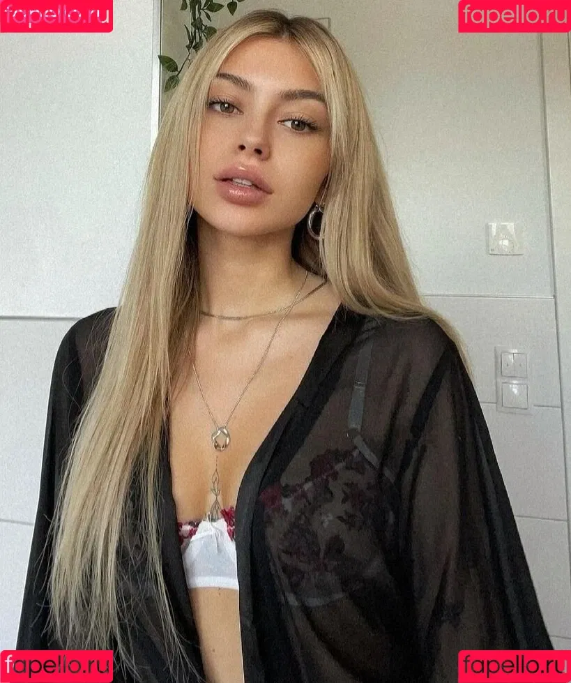 linuschka Onlyfans Photo Gallery 