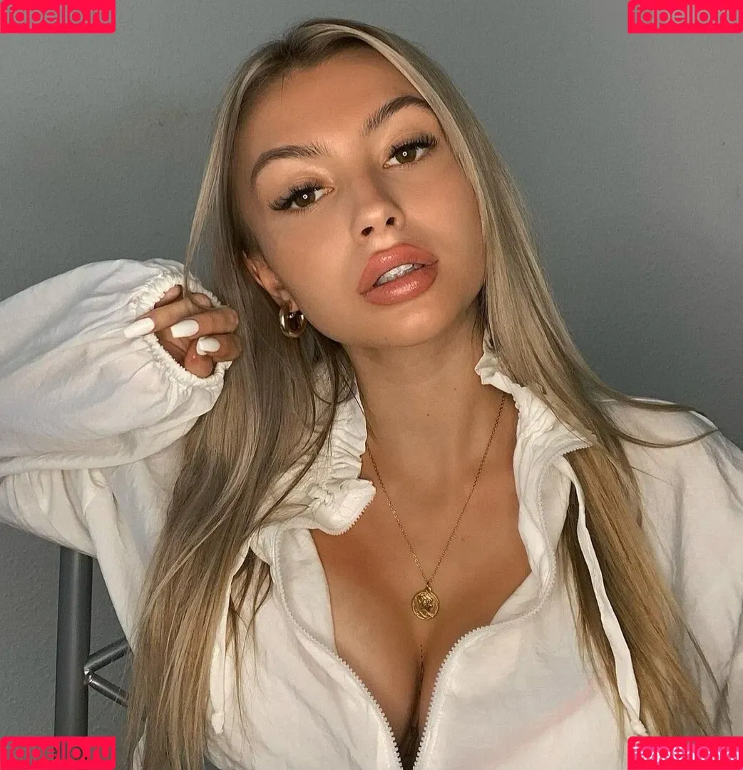 linuschka Onlyfans Photo Gallery 