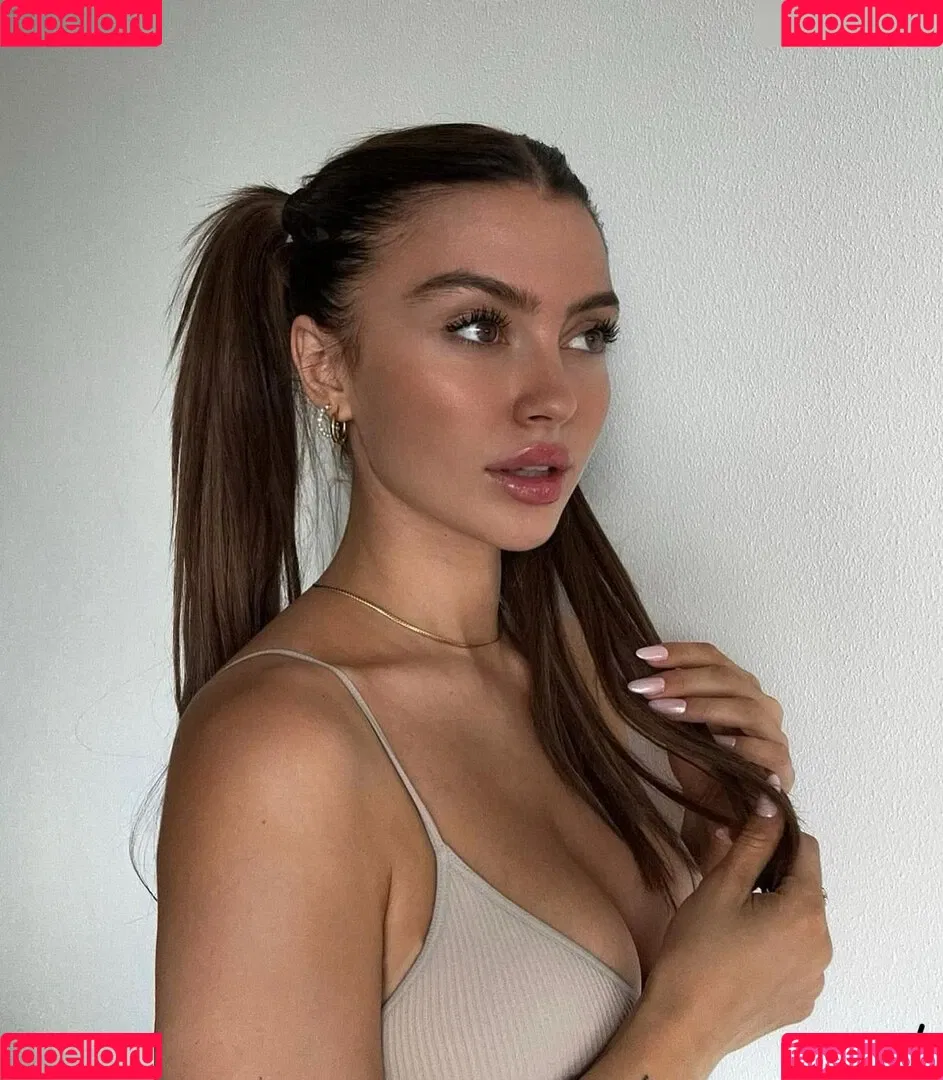linuschka Onlyfans Photo Gallery 