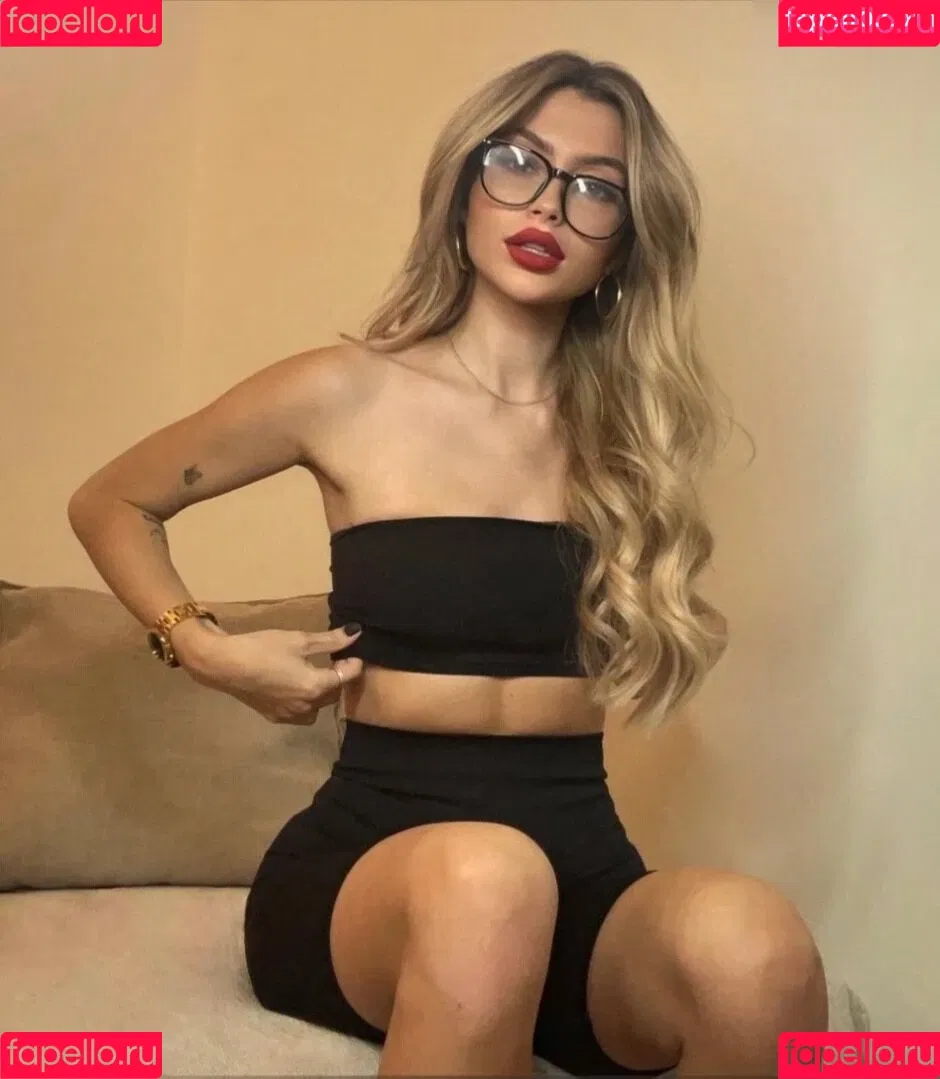 linuschka Onlyfans Photo Gallery 