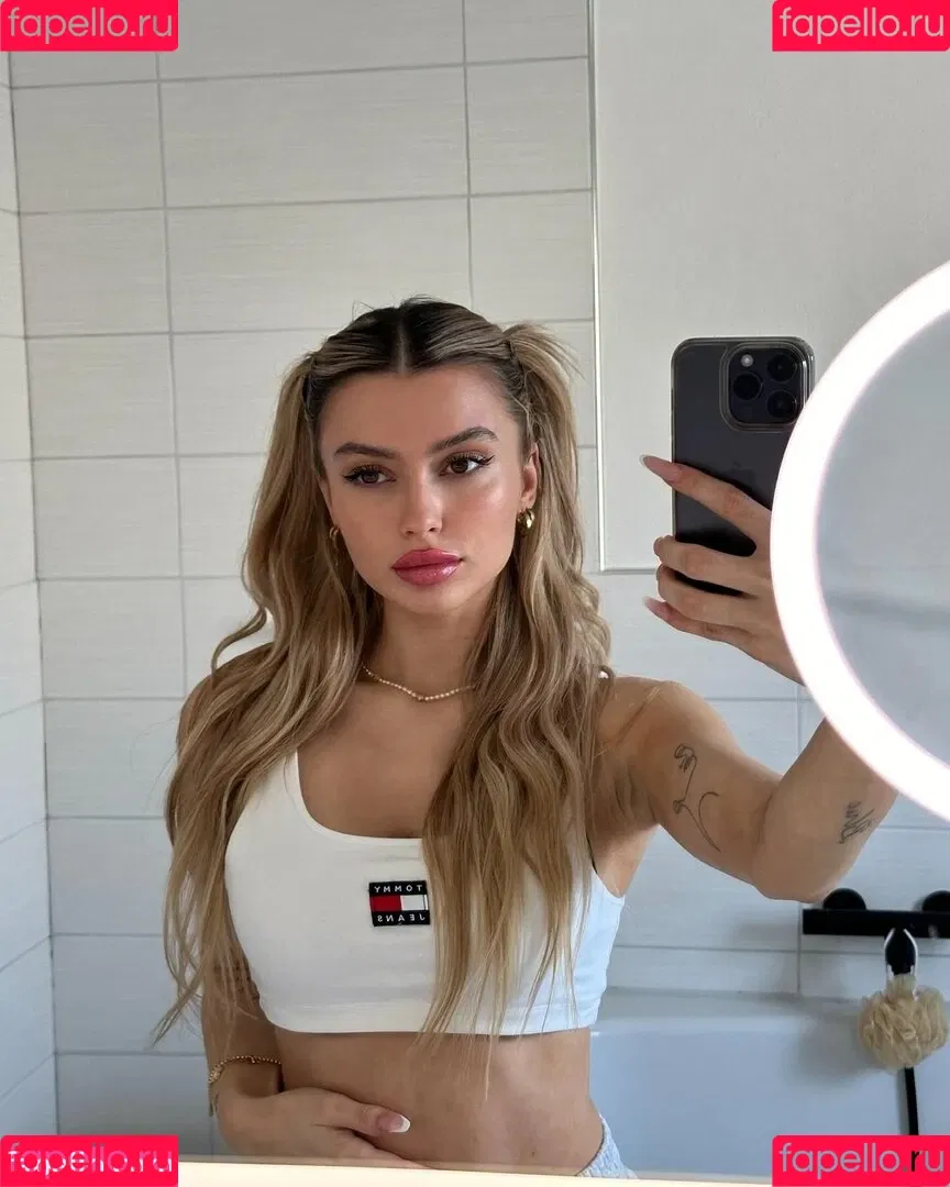 linuschka Onlyfans Photo Gallery 