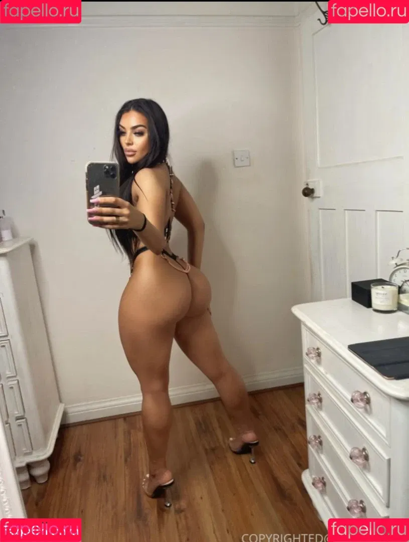 Kate Isobel Onlyfans Photo Gallery 