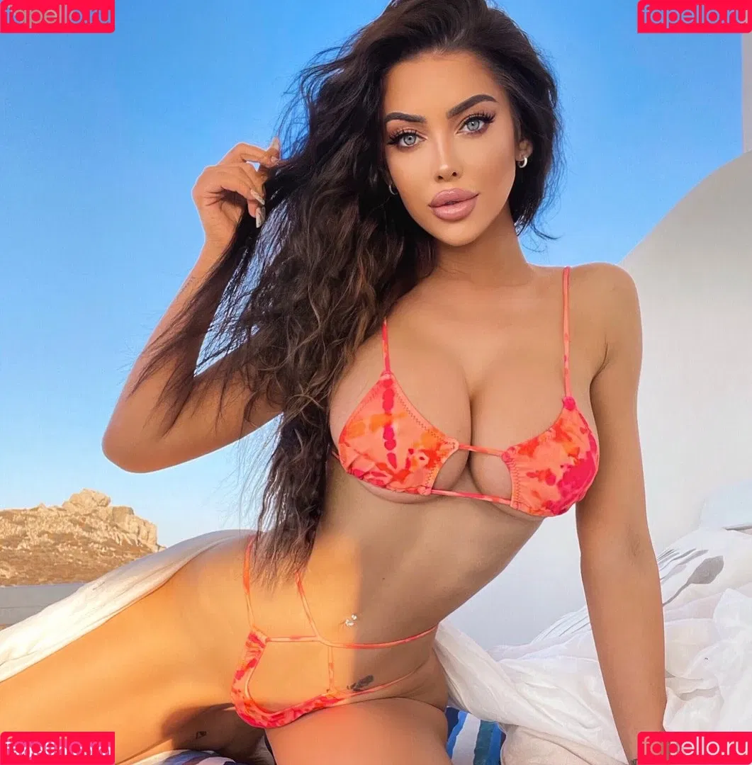Kate Isobel Onlyfans Photo Gallery 