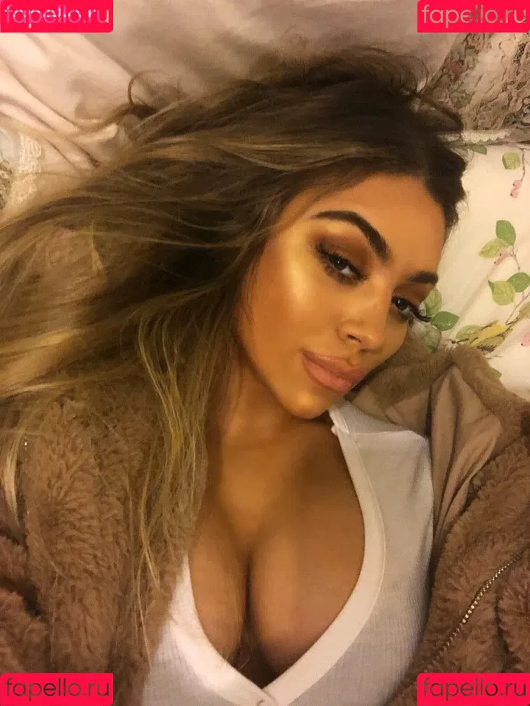 Kate Isobel Onlyfans Photo Gallery 
