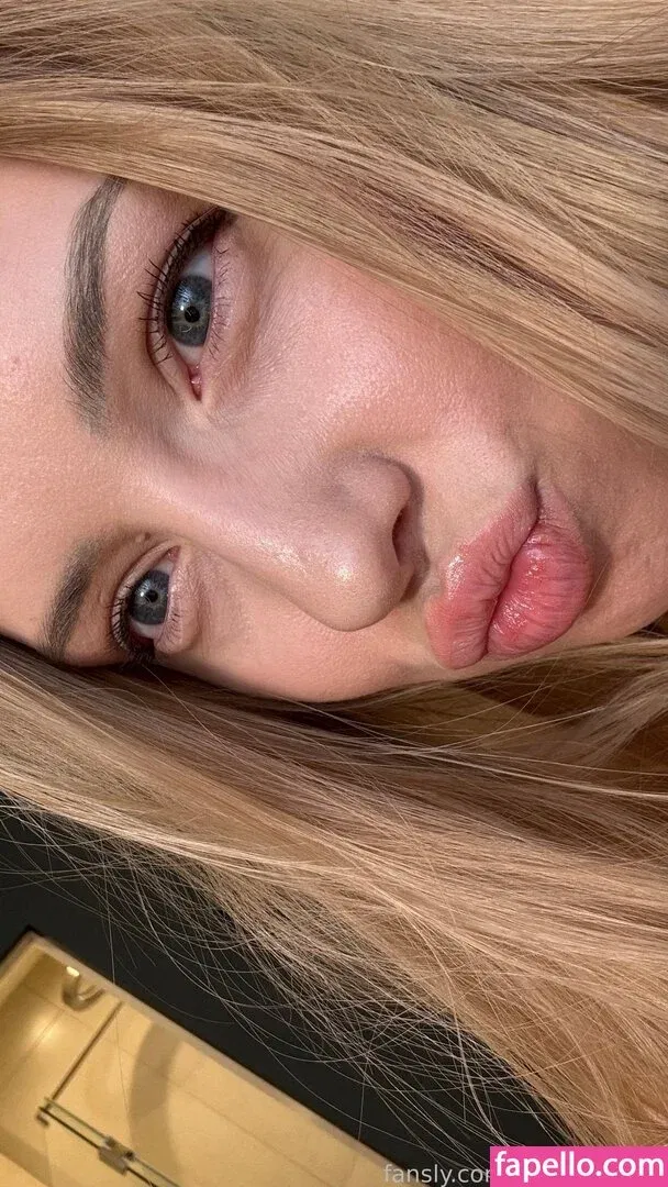 Alice Pearson Onlyfans Photo Gallery 