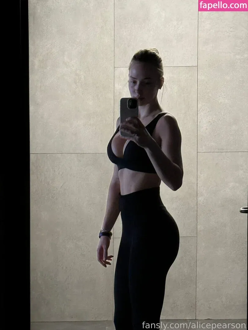 Alice Pearson Onlyfans Photo Gallery 