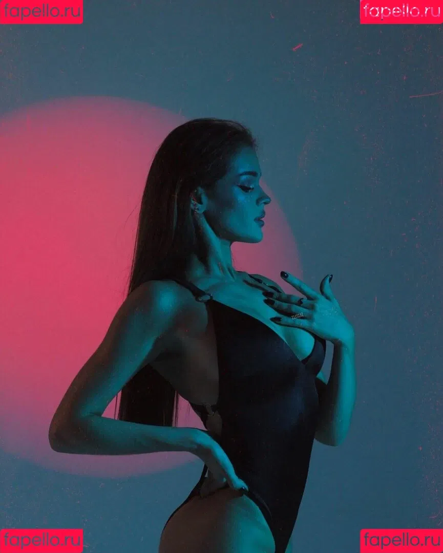 tlisliz Onlyfans Photo Gallery 