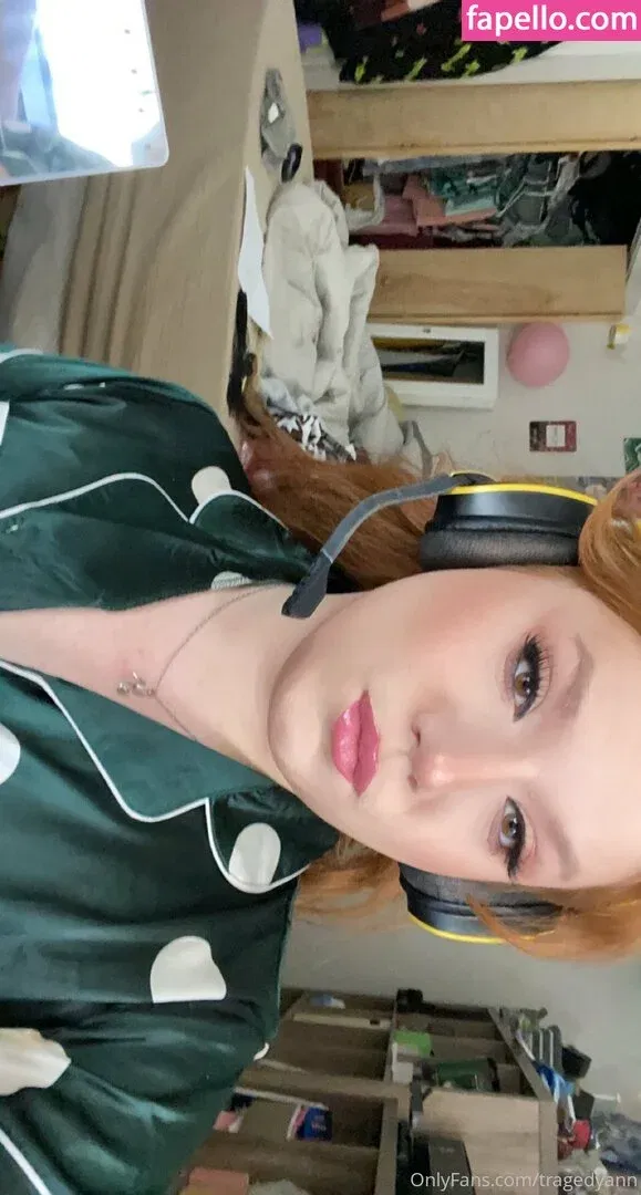 tragedyann Onlyfans Photo Gallery 