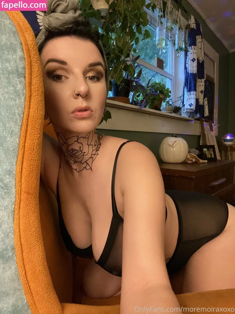 moremoiraxoxo Onlyfans Photo Gallery 