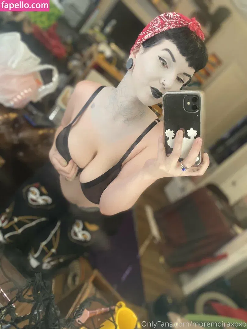moremoiraxoxo Onlyfans Photo Gallery 