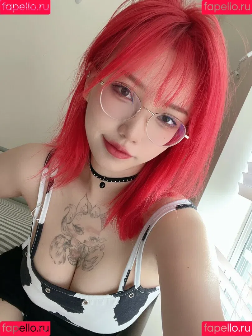 Rakukoooo Onlyfans Photo Gallery 