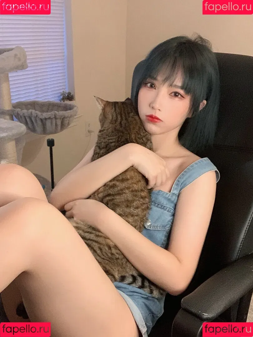 Rakukoooo Onlyfans Photo Gallery 