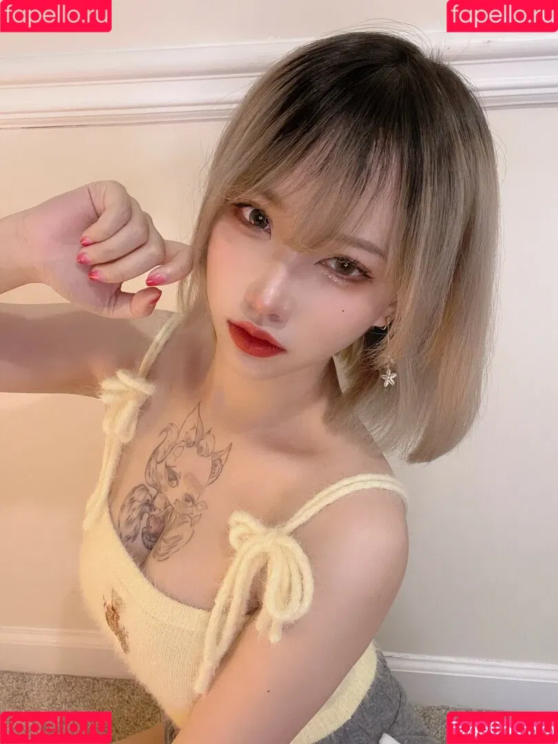 Rakukoooo Onlyfans Photo Gallery 