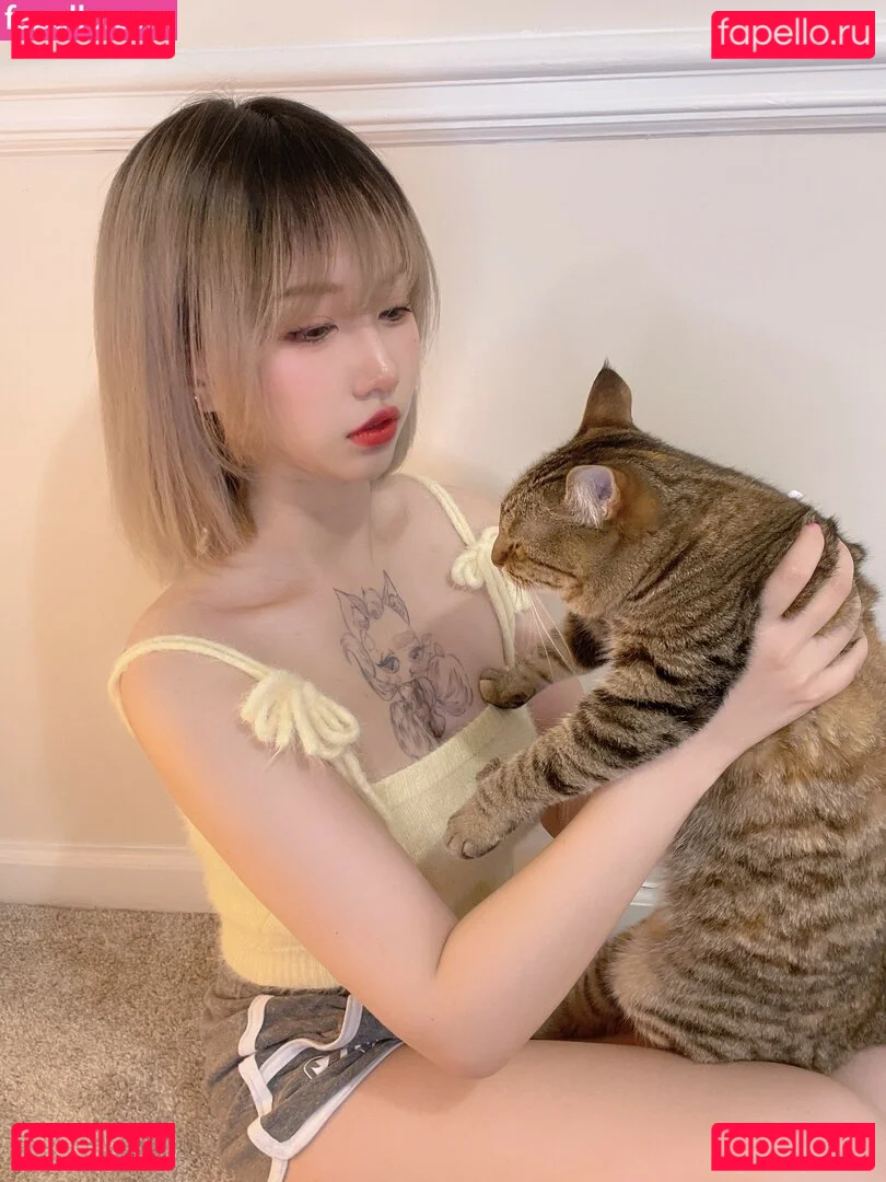 Rakukoooo Onlyfans Photo Gallery 