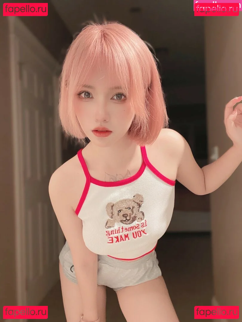 Rakukoooo Onlyfans Photo Gallery 