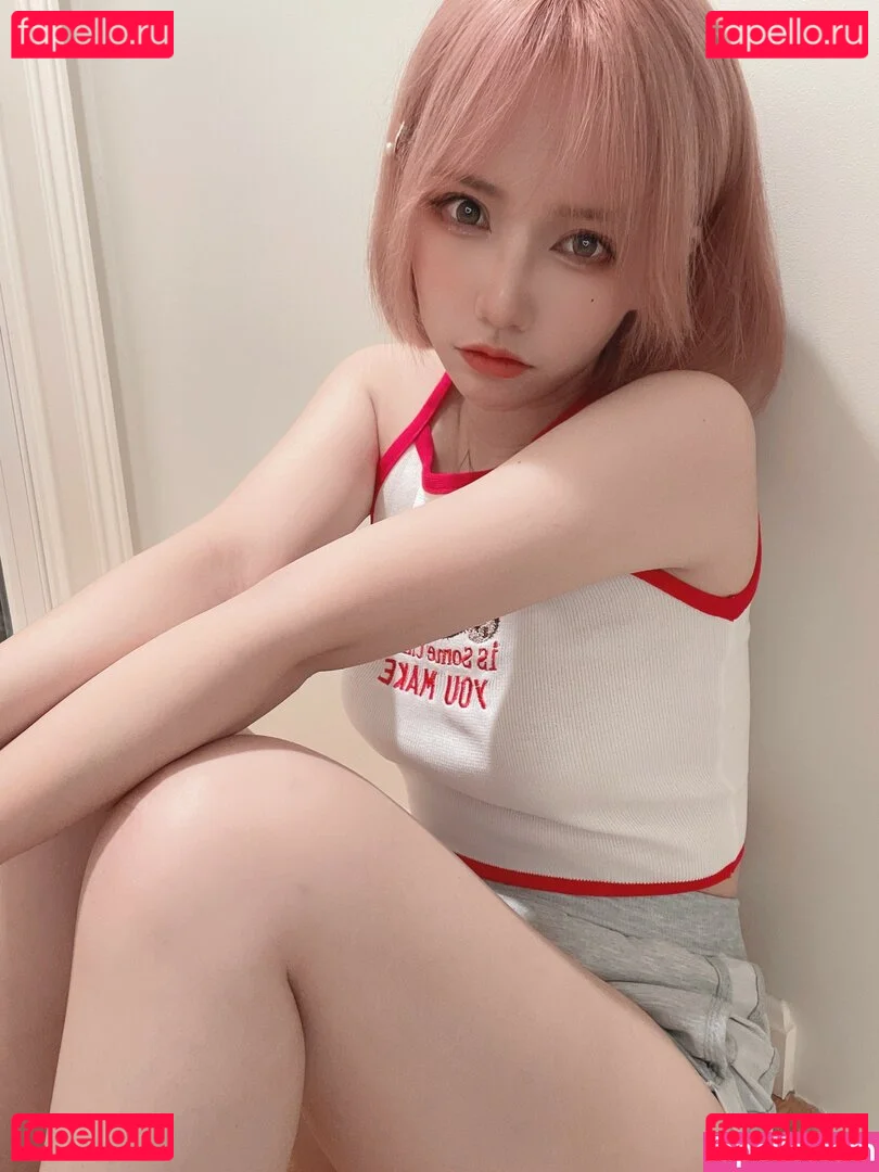 Rakukoooo Onlyfans Photo Gallery 