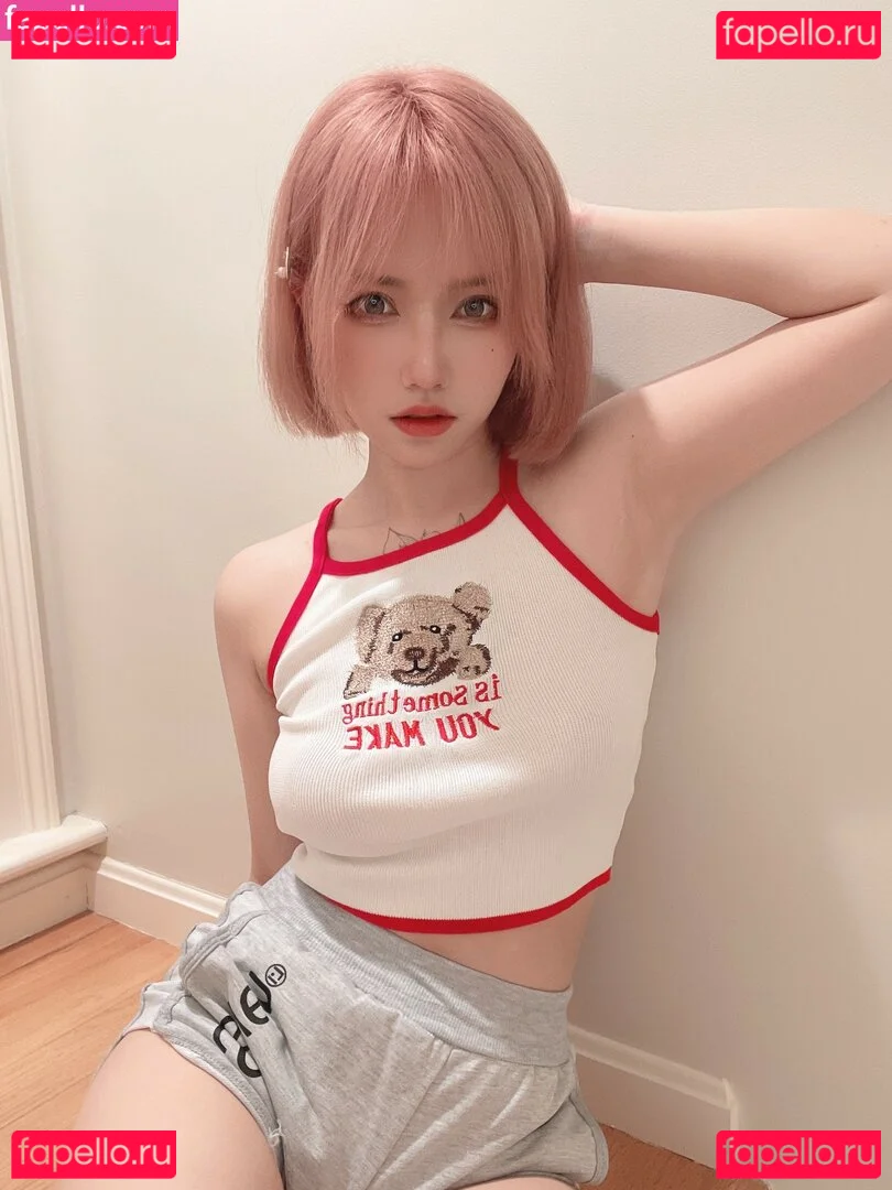 Rakukoooo Onlyfans Photo Gallery 