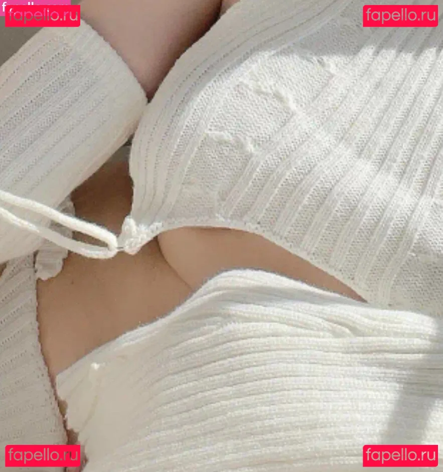 Rakukoooo Onlyfans Photo Gallery 