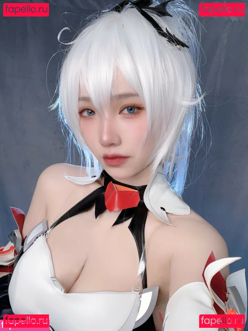 Rakukoooo Onlyfans Photo Gallery 