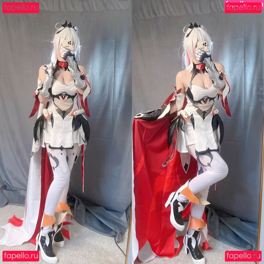 Rakukoooo Onlyfans Photo Gallery 