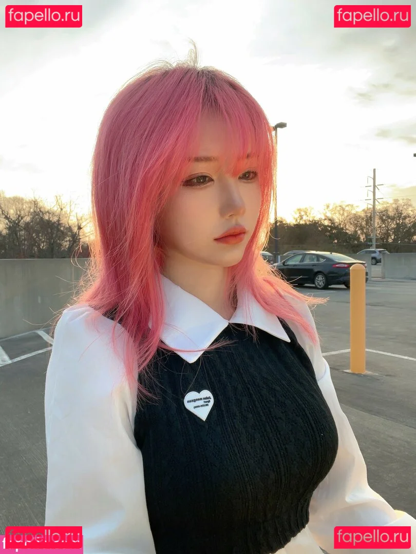 Rakukoooo Onlyfans Photo Gallery 