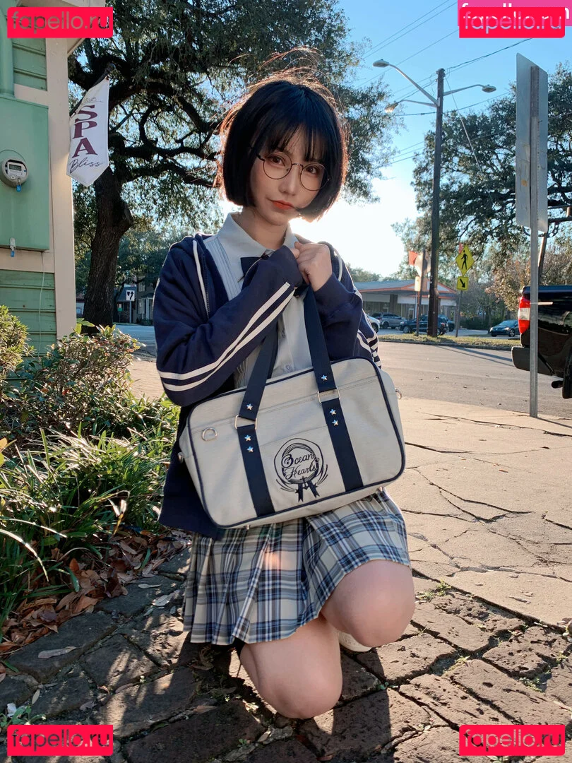 Rakukoooo Onlyfans Photo Gallery 