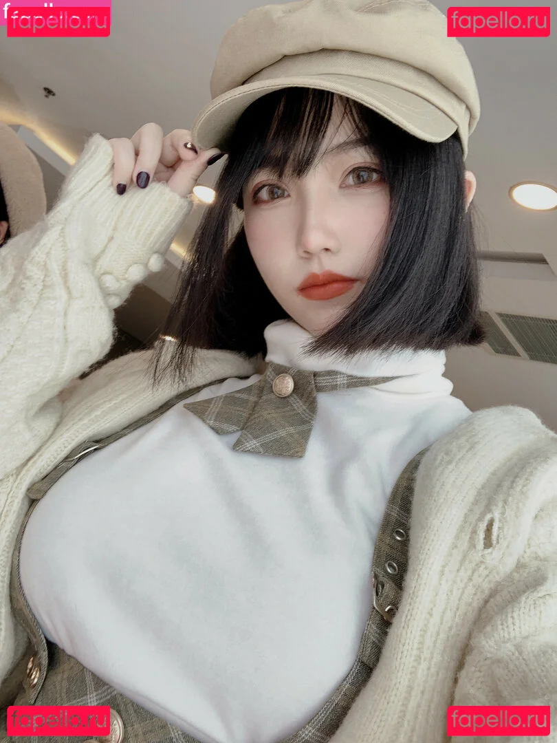 Rakukoooo Onlyfans Photo Gallery 