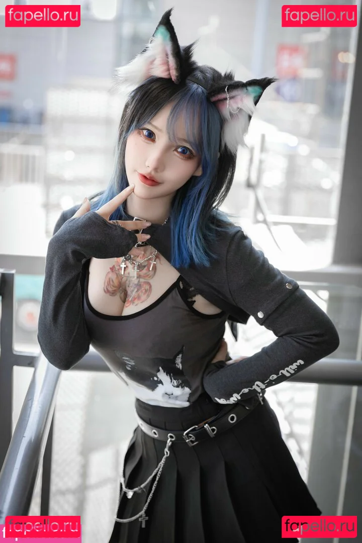 Rakukoooo Onlyfans Photo Gallery 