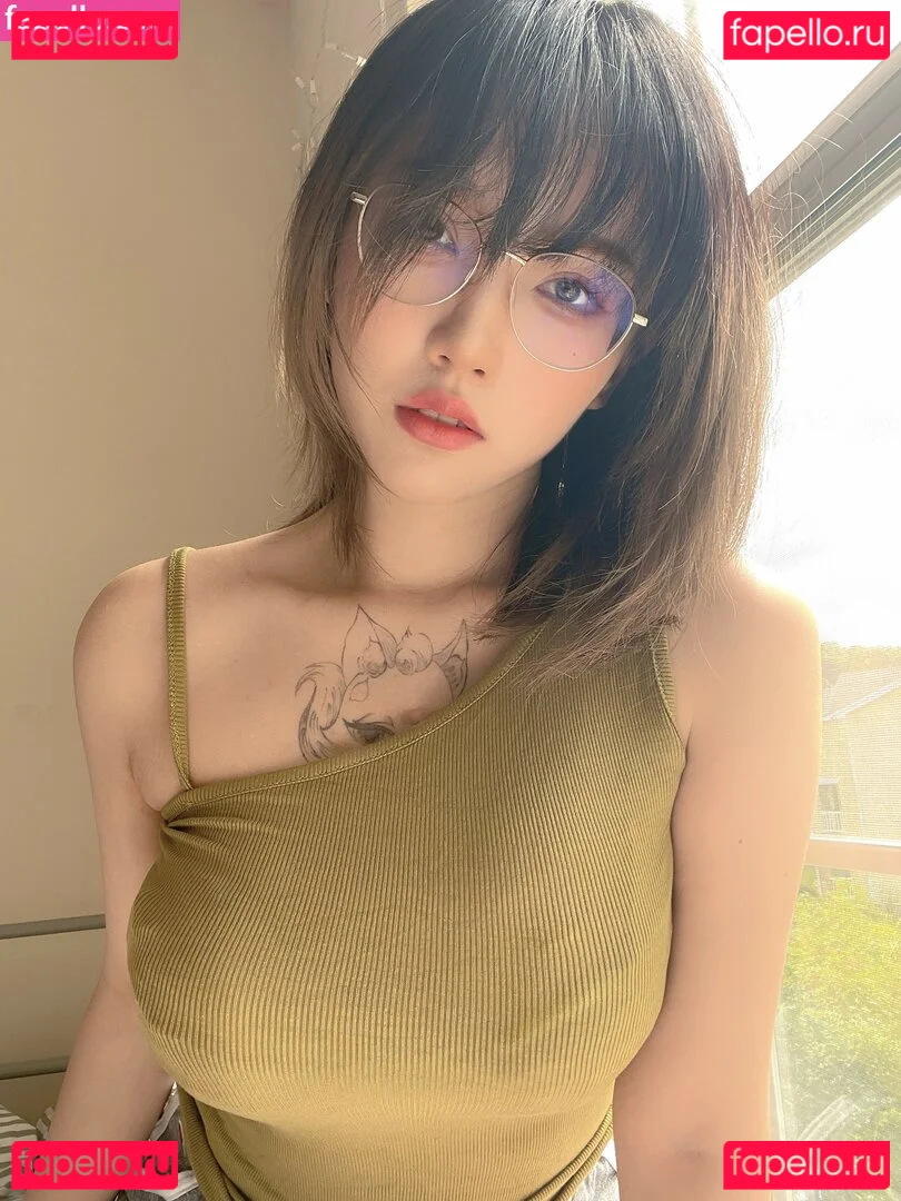 Rakukoooo Onlyfans Photo Gallery 