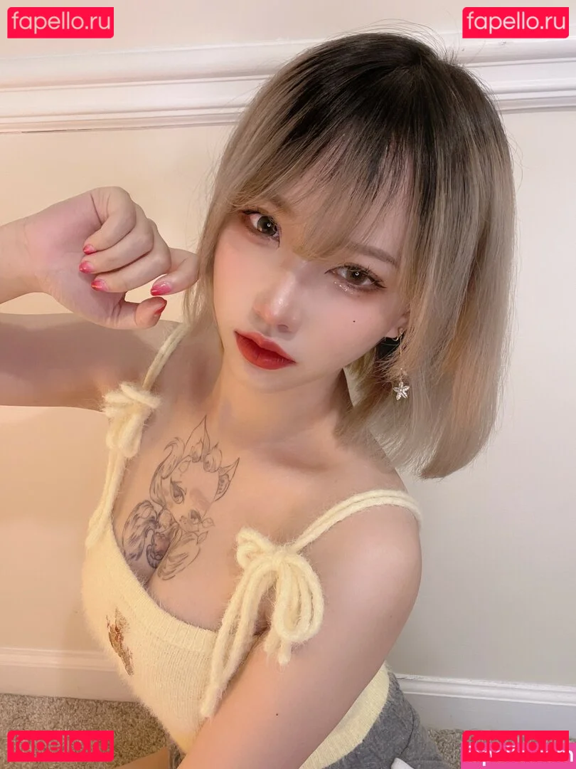 Rakukoooo Onlyfans Photo Gallery 