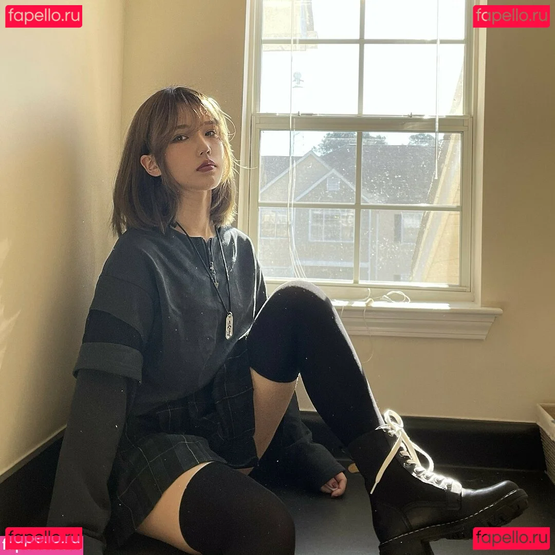 Rakukoooo Onlyfans Photo Gallery 