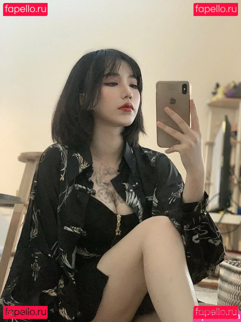 Rakukoooo Onlyfans Photo Gallery 