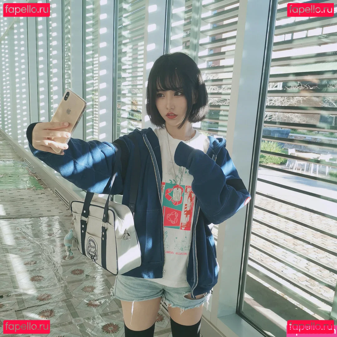 Rakukoooo Onlyfans Photo Gallery 