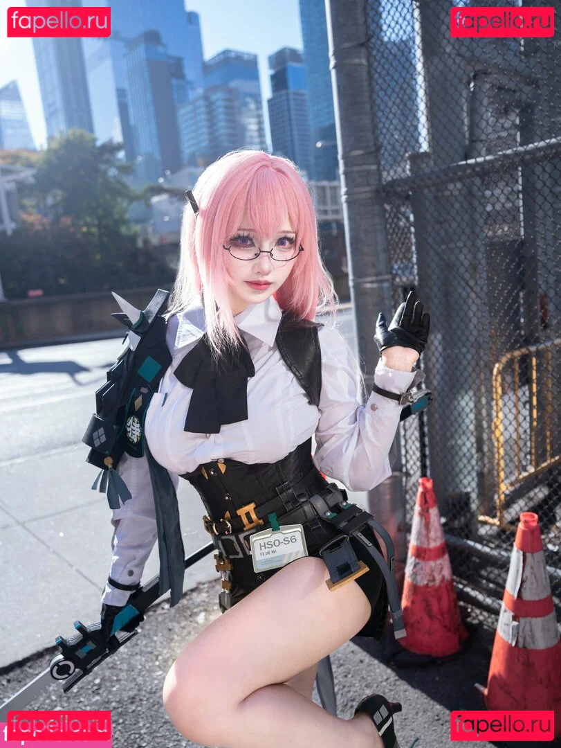 Rakukoooo Onlyfans Photo Gallery 