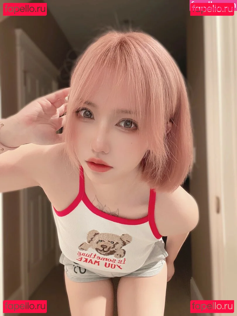 Rakukoooo Onlyfans Photo Gallery 